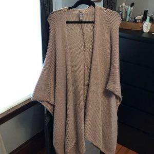Aerie shrug-SOLD